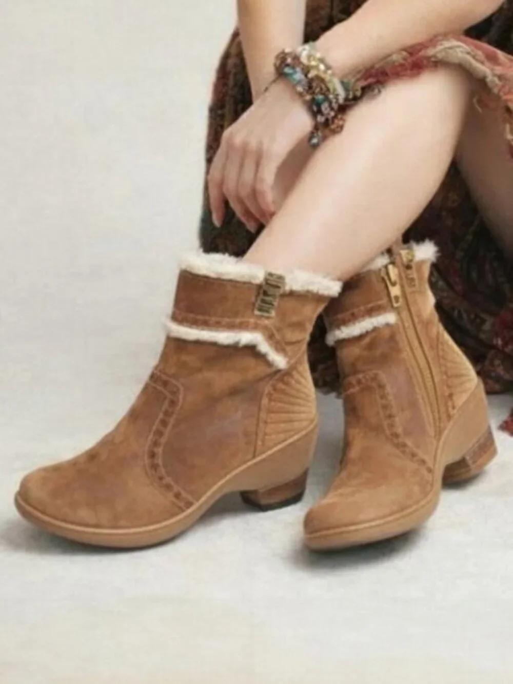 Jambu Valencia Tribal Embossed Suede Sport Wedge Boots Size 11